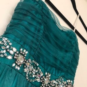 Strapless Ombré Homecoming/Prom Dress | Size 3/4